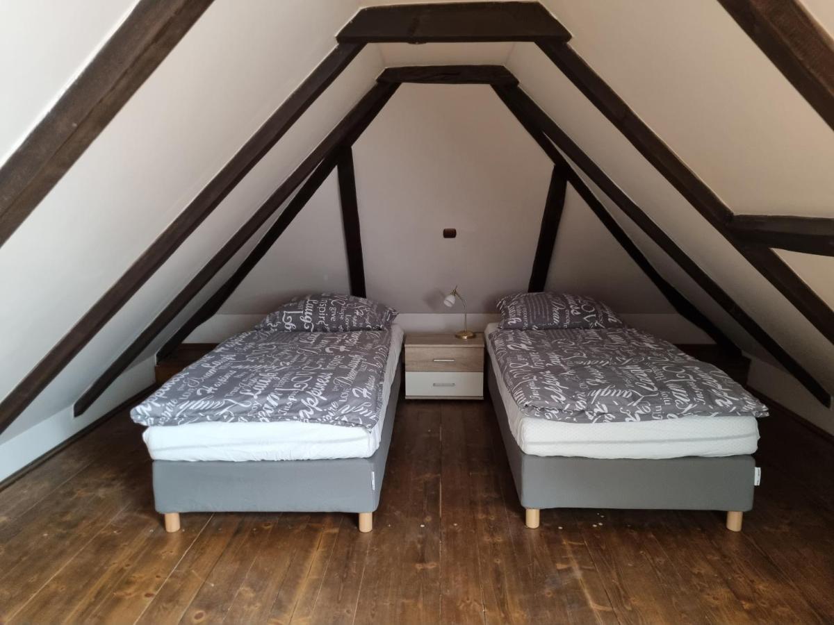 Galerie Vila Lucia #5 - mezotonový apartmán Plzeň Esterno foto