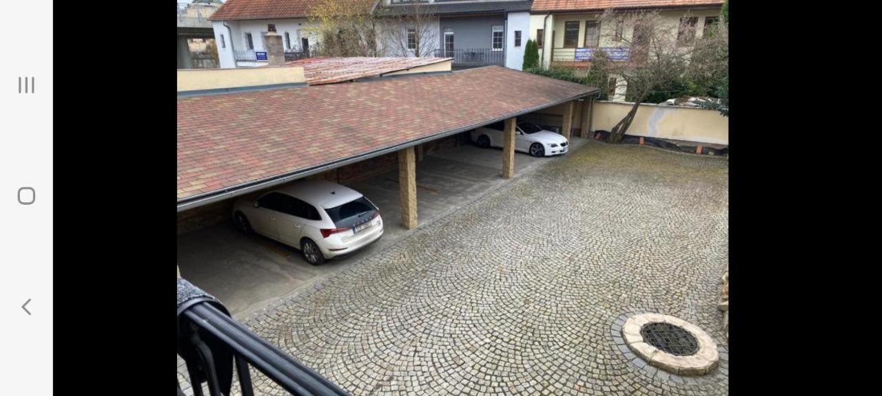 Galerie Vila Lucia #5 - mezotonový apartmán Plzeň Esterno foto